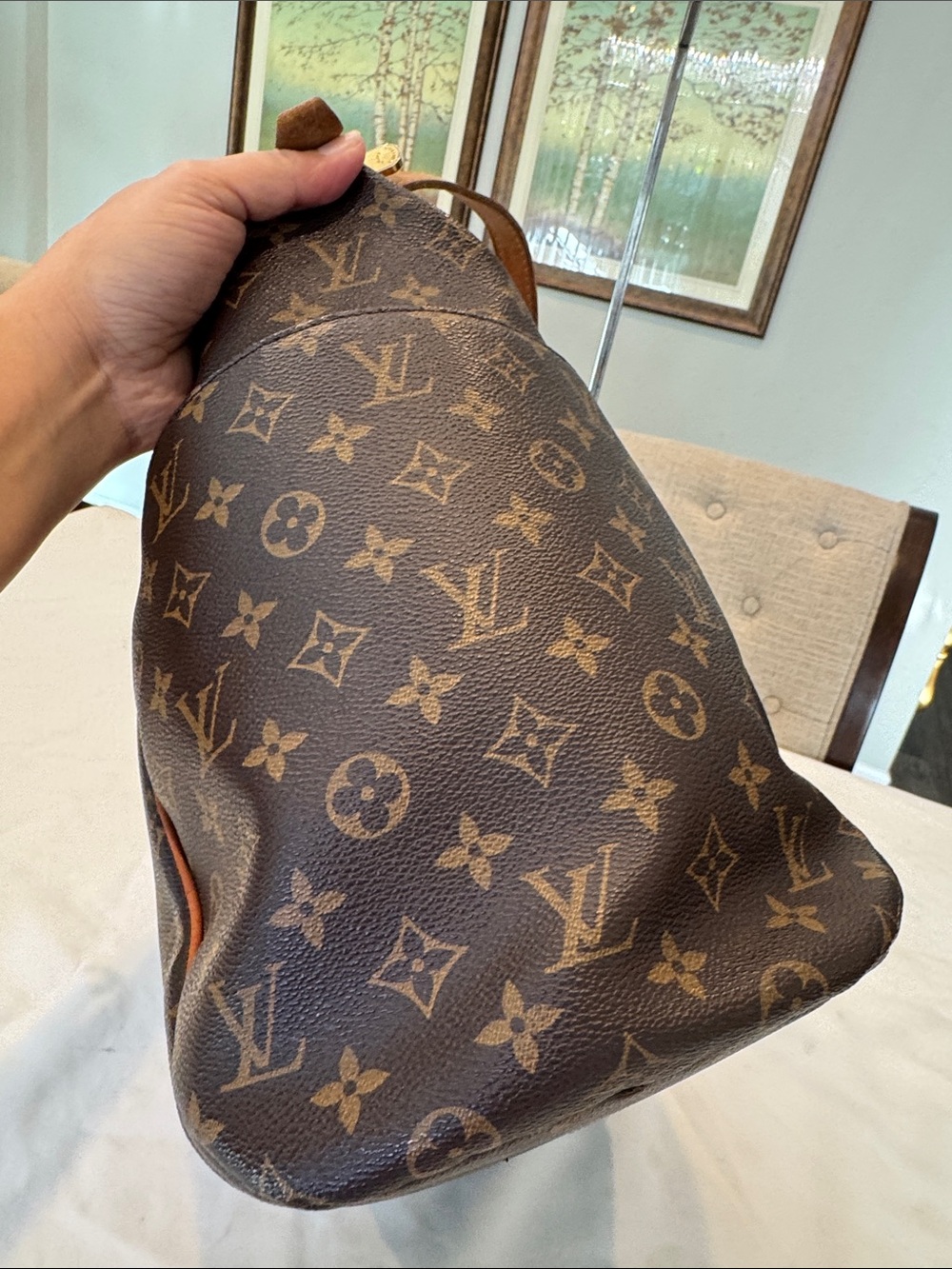 Authentic Louis Vuitton Totally Monogram GM bag - Picture 6 of 16